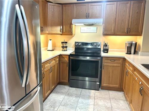 20-1591 Hidden Valley Road, Huntsville, ON - Indoor Photo Showing Kitchen