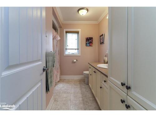 54 New York Avenue, Wasaga Beach, ON - Indoor Photo Showing Bathroom