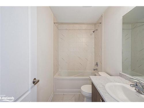 207 Village Gate Drive, Wasaga Beach, ON - Indoor Photo Showing Bathroom