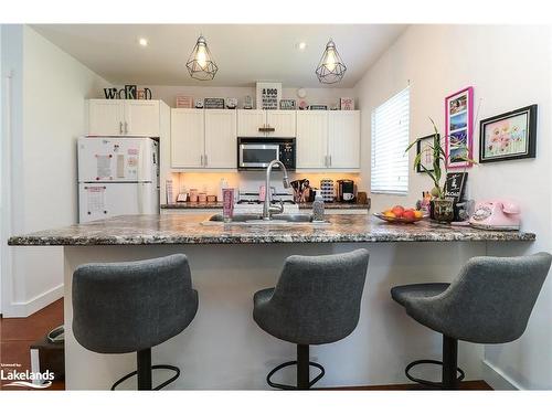 121 Birch Street, Collingwood, ON - Indoor Photo Showing Kitchen