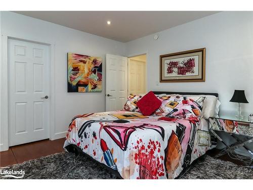 121 Birch Street, Collingwood, ON - Indoor Photo Showing Bedroom