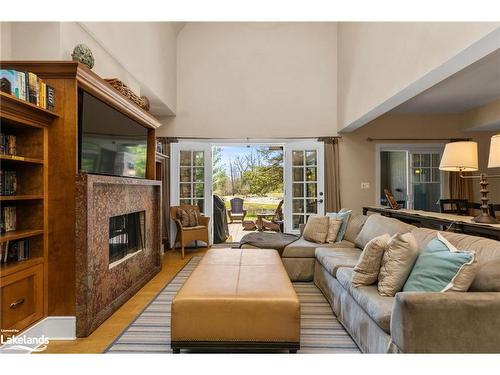 602 Glen Abbey Way, Mactier, ON - Indoor Photo Showing Living Room With Fireplace