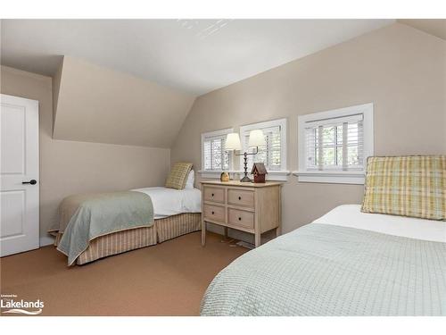 602 Glen Abbey Way, Mactier, ON - Indoor Photo Showing Bedroom