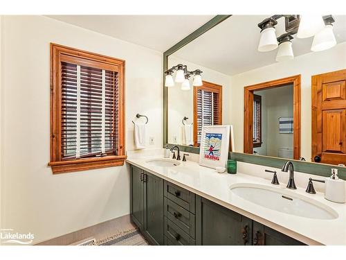 146 Wyandot Court, The Blue Mountains, ON - Indoor Photo Showing Bathroom