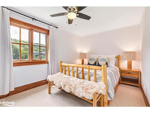 146 Wyandot Court, The Blue Mountains, ON - Indoor Photo Showing Bedroom