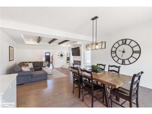 135 Plewes Drive, Collingwood, ON - Indoor Photo Showing Dining Room