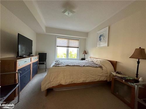 205-5 Anchorage Crescent, Collingwood, ON - Indoor Photo Showing Bedroom