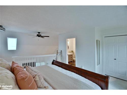 207 Escarpment Crescent, Collingwood, ON - Indoor Photo Showing Bedroom