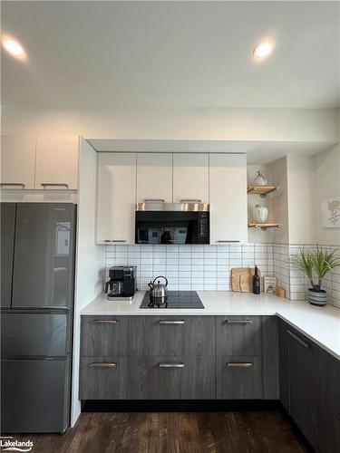 301-12 Beckwith Lane, The Blue Mountains, ON - Indoor Photo Showing Kitchen