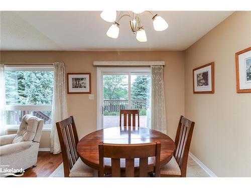 34 Cranberry Heights, Wasaga Beach, ON - Indoor Photo Showing Dining Room