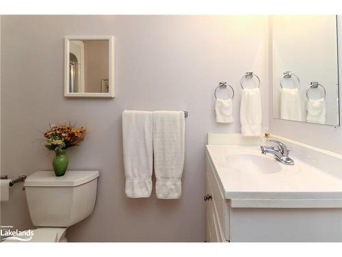 34 Cranberry Heights, Wasaga Beach, ON - Indoor Photo Showing Bathroom