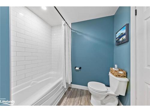 51 Louis Avenue, Tiny Twp, ON - Indoor Photo Showing Bathroom