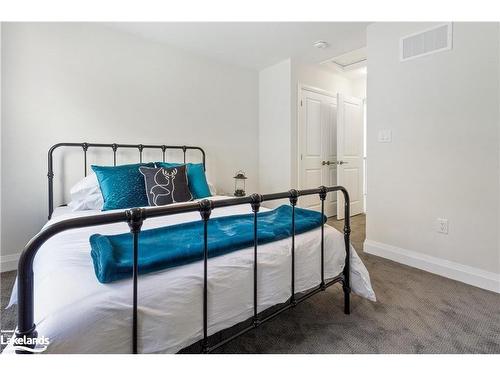 115 Stillwater Crescent, The Blue Mountains, ON - Indoor Photo Showing Bedroom