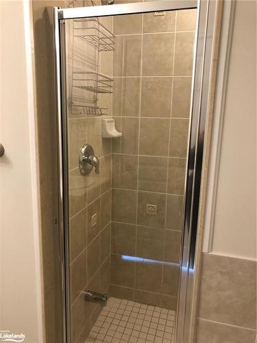 11-689616 Monterra Road, The Blue Mountains, ON - Indoor Photo Showing Bathroom