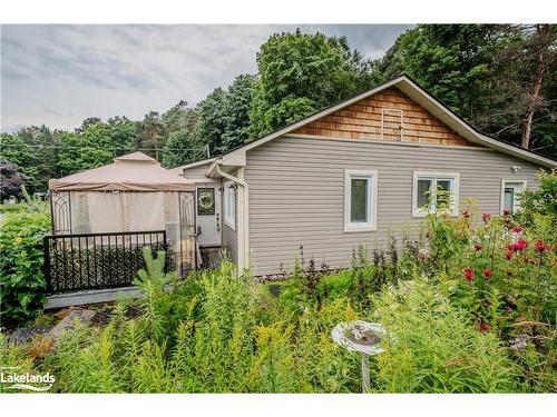 11 Madeline Street, Huntsville, ON - Outdoor With Deck Patio Veranda