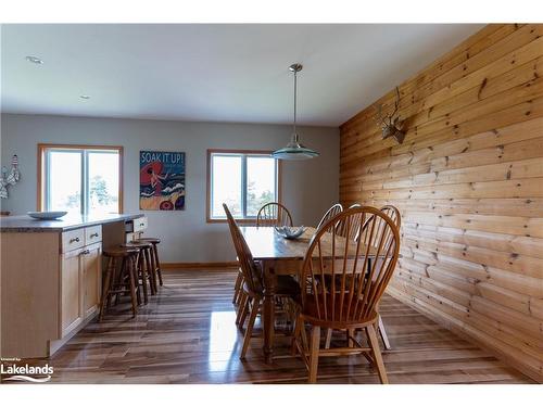 4 Island 470, Honey Harbour, ON - Indoor Photo Showing Dining Room