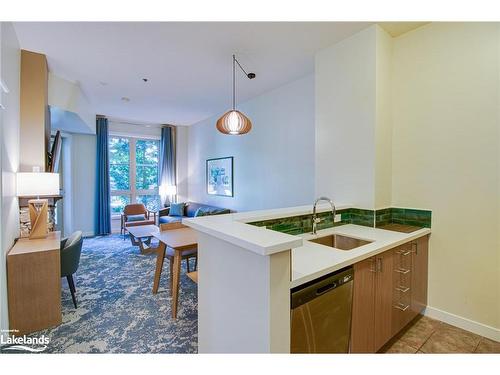 114-170 Jozo Weider Boulevard, The Blue Mountains, ON - Indoor Photo Showing Kitchen