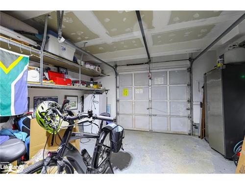 4 Cranberry Surf, Collingwood, ON - Indoor Photo Showing Garage