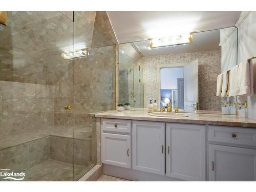 287 Estate Court, Midland, ON - Indoor Photo Showing Bathroom