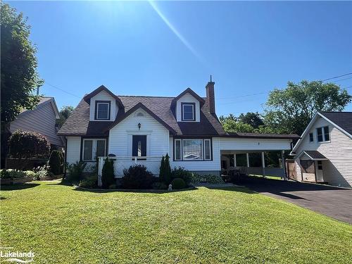 9 Morris Avenue, Huntsville, ON - Outdoor With Facade