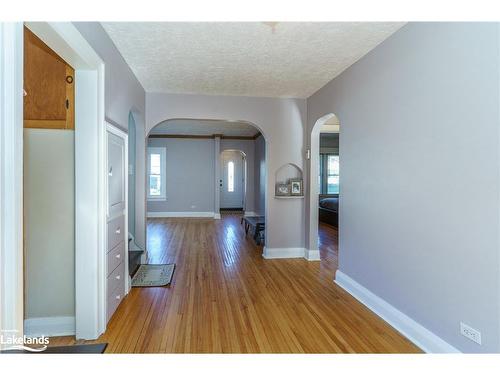 9 Morris Avenue, Huntsville, ON - Indoor Photo Showing Other Room