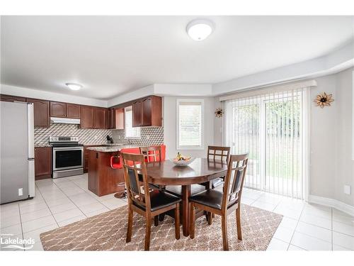 405 Russ Howard Drive, Midland, ON - Indoor Photo Showing Dining Room