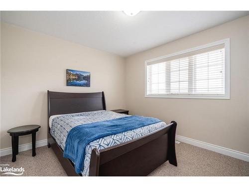 405 Russ Howard Drive, Midland, ON - Indoor Photo Showing Bedroom