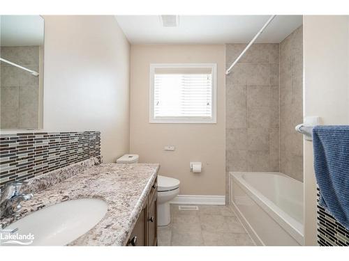 405 Russ Howard Drive, Midland, ON - Indoor Photo Showing Bathroom