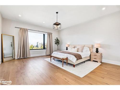 113 George Mcrae Road, Clarksburg, ON - Indoor Photo Showing Bedroom