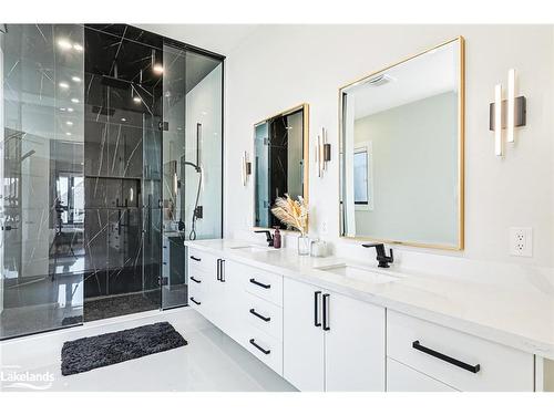 113 George Mcrae Road, Clarksburg, ON - Indoor Photo Showing Bathroom