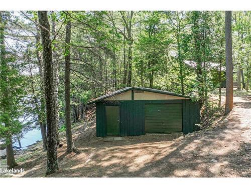 1124 Flanagan Trail, Gravenhurst, ON - Outdoor