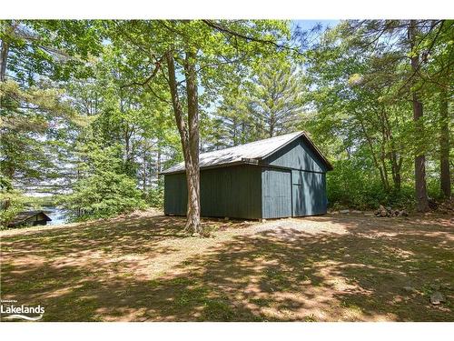 1124 Flanagan Trail, Gravenhurst, ON - Outdoor