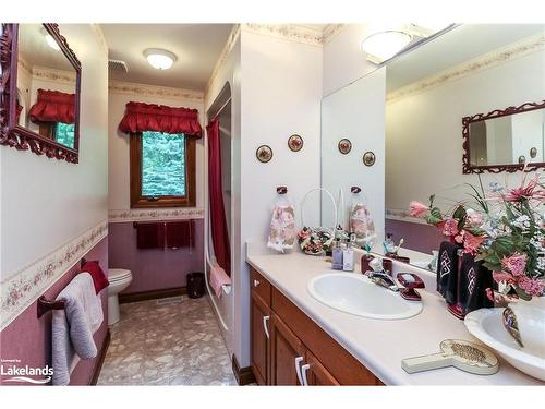 3 Kelley Crescent, Wasaga Beach, ON - Indoor Photo Showing Bathroom