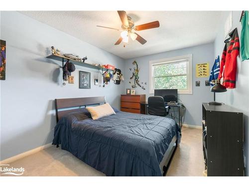 911 Watson Place, Midland, ON - Indoor Photo Showing Bedroom