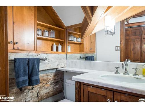 151 Sleepy Hollow Road, The Blue Mountains, ON - Indoor Photo Showing Bathroom