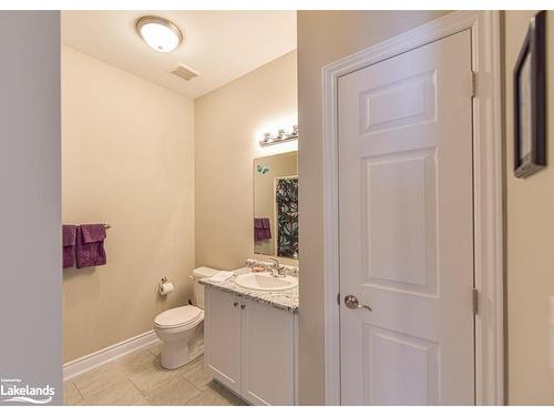 325 Lucy Lane, Orillia, ON - Indoor Photo Showing Bathroom