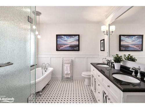 376 Sunset Boulevard, Thornbury, ON - Indoor Photo Showing Bathroom