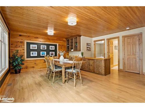 1201 Tingey Road N, Bracebridge, ON - Indoor Photo Showing Dining Room