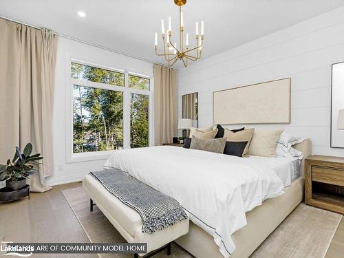 2 Black Spruce Street, Huntsville, ON - Indoor Photo Showing Bedroom