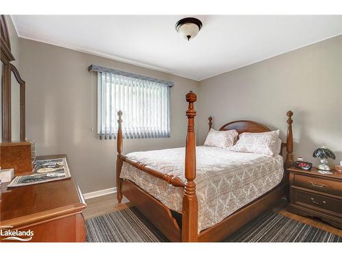 165 Lafontaine Road E, Tiny, ON - Indoor Photo Showing Bedroom