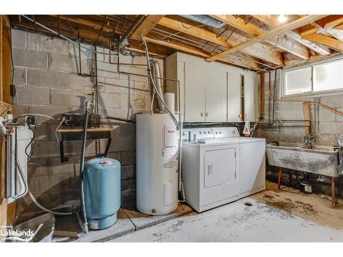 165 Lafontaine Road E, Tiny, ON - Indoor Photo Showing Laundry Room