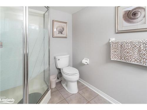 A405-216 Plains Road W, Burlington, ON - Indoor Photo Showing Bathroom