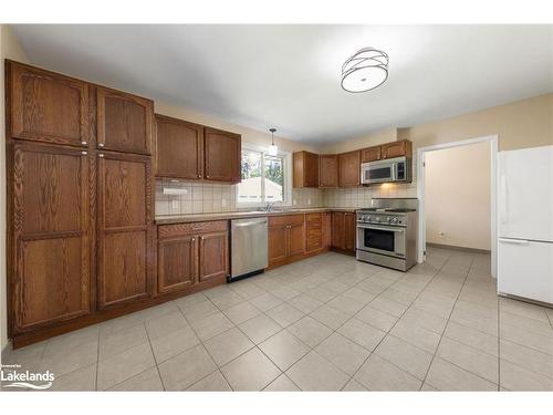 80 Balm Beach Road W, Tiny, ON - Indoor Photo Showing Kitchen