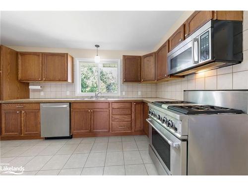 80 Balm Beach Road W, Tiny, ON - Indoor Photo Showing Kitchen With Double Sink