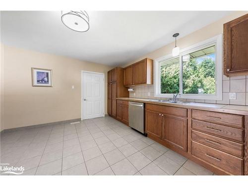 80 Balm Beach Road W, Tiny, ON - Indoor Photo Showing Kitchen With Double Sink