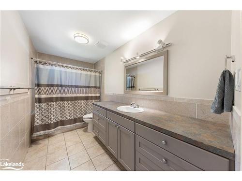 80 Balm Beach Road W, Tiny, ON - Indoor Photo Showing Bathroom