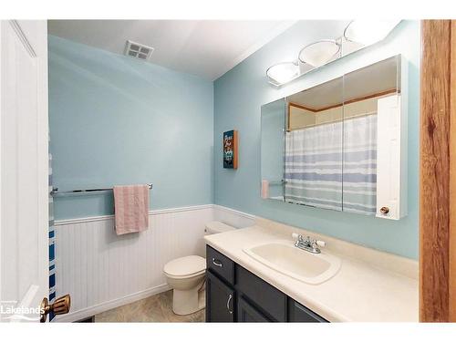 241 Aiken Street, Meaford, ON - Indoor Photo Showing Bathroom