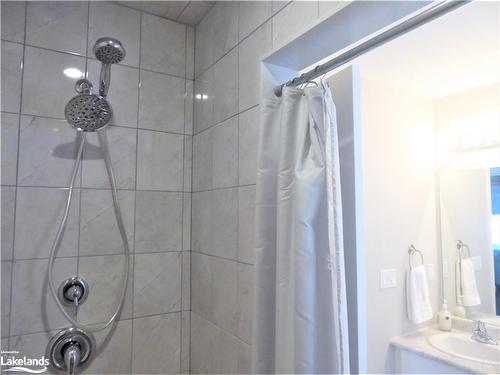 38 Lett Avenue, Collingwood, ON - Indoor Photo Showing Bathroom