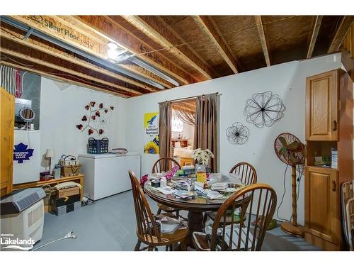 1178 Fraserburg Road, Bracebridge, ON - Indoor Photo Showing Dining Room