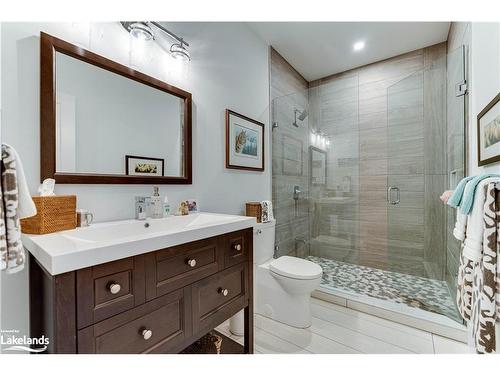 362 Fraser Street, Gravenhurst, ON - Indoor Photo Showing Bathroom